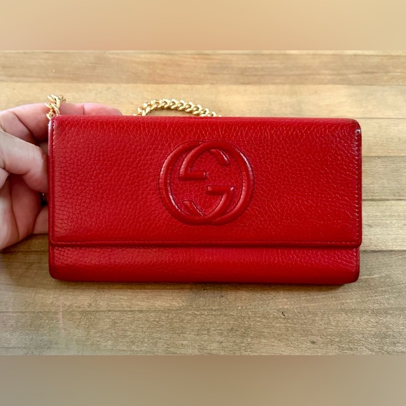 Gucci Red Pebbled Leather Soho Long Wallet w Gold Chain - Picture 2 of 15